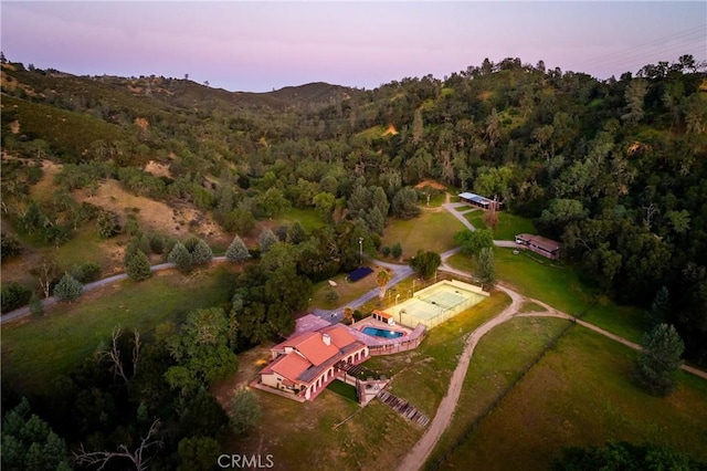 view of aerial view at dusk