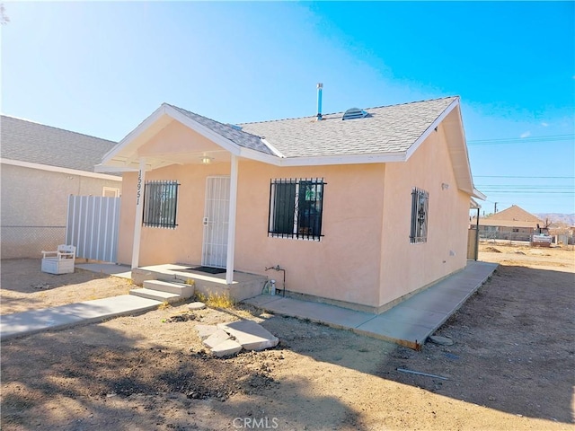 view of front of property