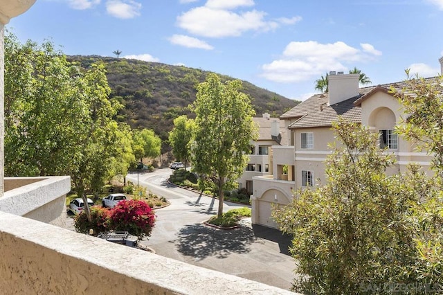 view of property's community featuring a mountain view