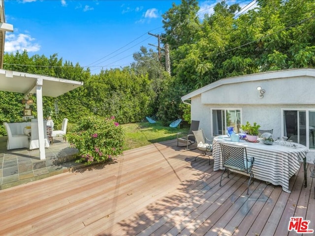 view of wooden deck