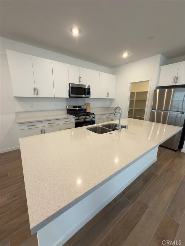15844 Caterpillar Dr, Fontana, CA 92336 - photo 5