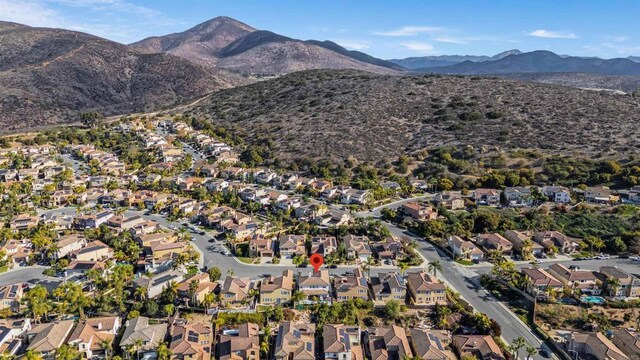 bird's eye view with a mountain view