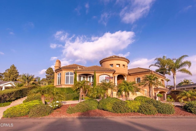 view of mediterranean / spanish-style house