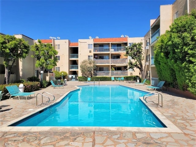 18307 Burbank Blvd Unit 14, Tarzana, CA 91356 - photo 22
