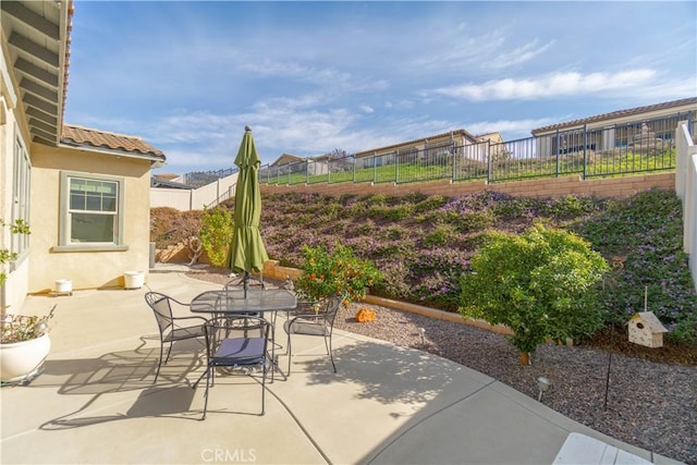 11121 Fourleaf Ct, Corona, CA 92883 - photo 36