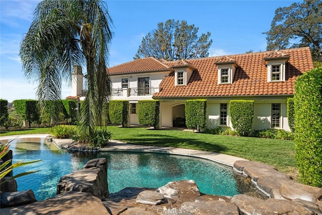 3252 Canyon Oaks, Chico, CA 95928 - view of pool with a yard