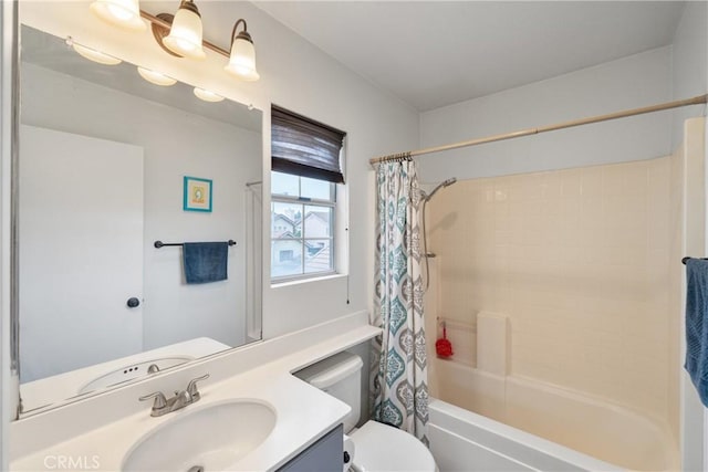 full bathroom with toilet, vanity, and shower / tub combo