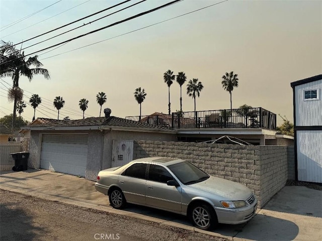 view of front of property featuring a garage