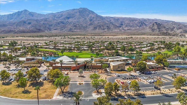 bird's eye view featuring a mountain view