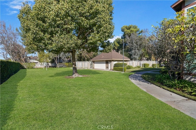 view of yard with a garage