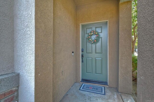 view of entrance to property