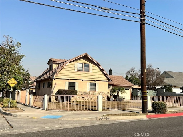 view of front of home