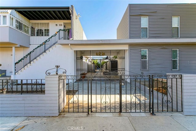 view of front of home