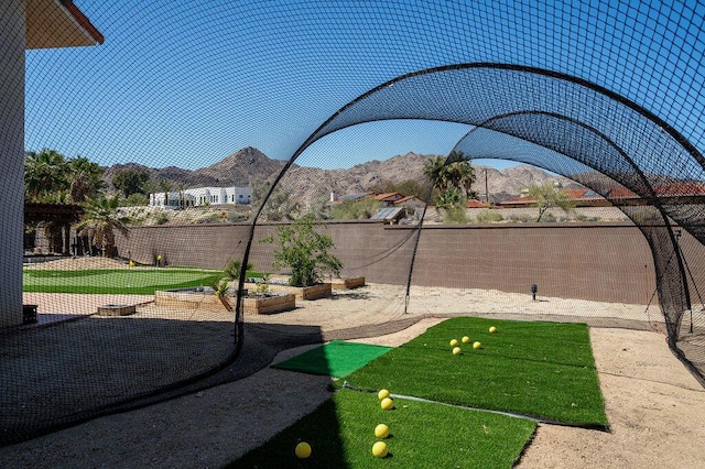 view of yard with a mountain view