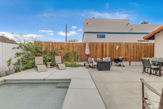 view of patio with an outdoor hangout area