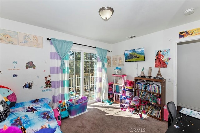 bedroom featuring carpet flooring