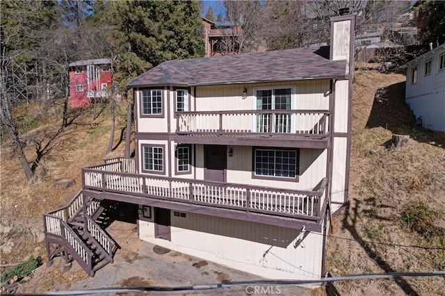 view of front facade with a deck