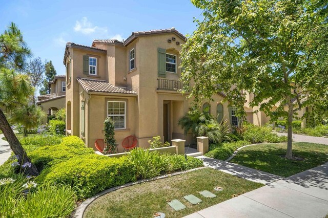 view of mediterranean / spanish house