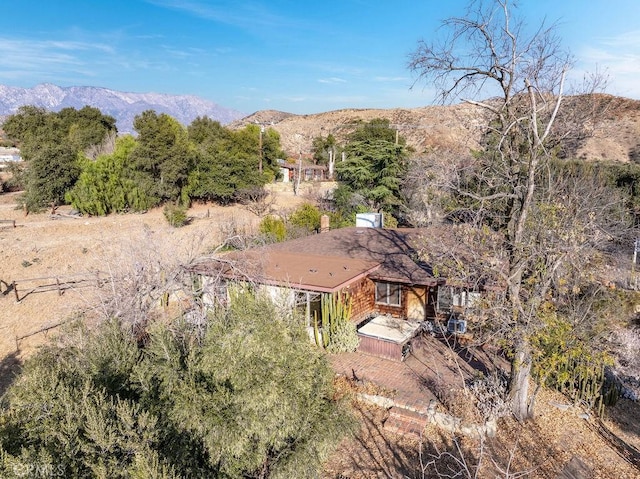 bird's eye view featuring a mountain view