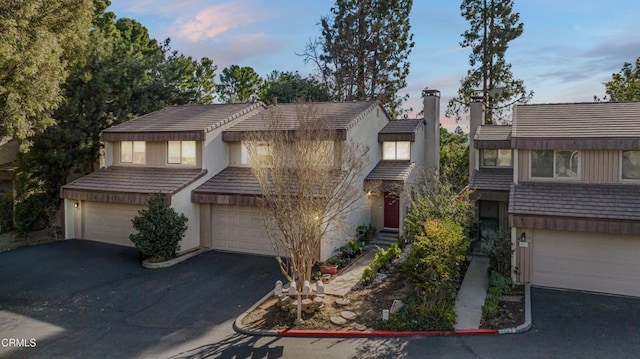 view of front of house featuring a garage