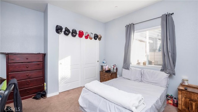 view of carpeted bedroom