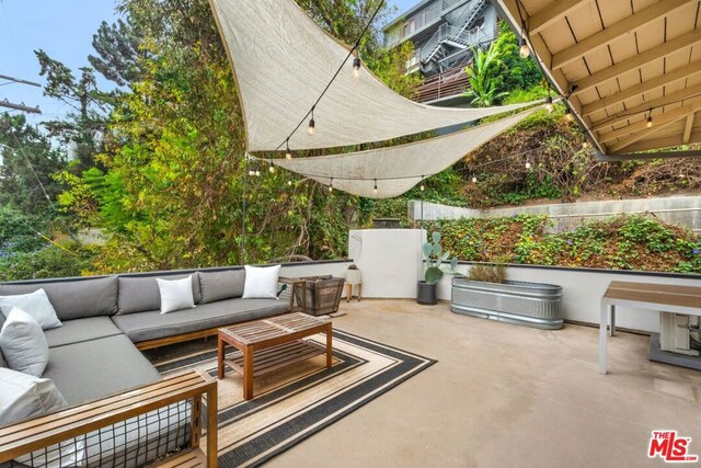 view of patio / terrace with outdoor lounge area