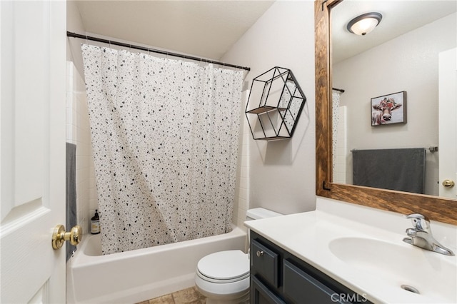 full bathroom with toilet, vanity, and shower / bath combo