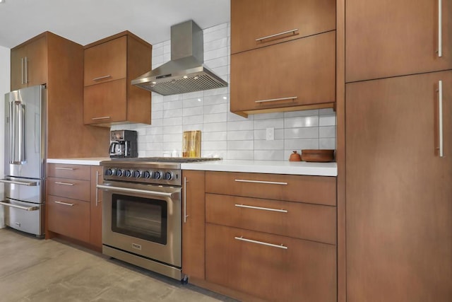 kitchen with tasteful backsplash, extractor fan, and premium appliances