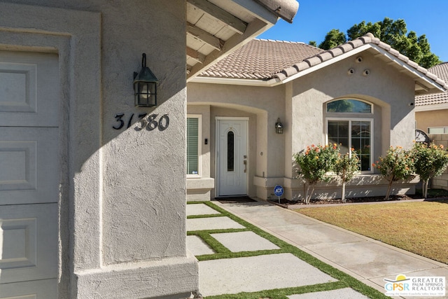 view of entrance to property