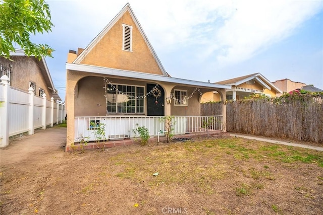 view of front of house with covered porch