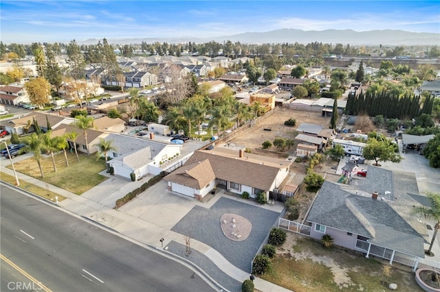 bird's eye view featuring a mountain view