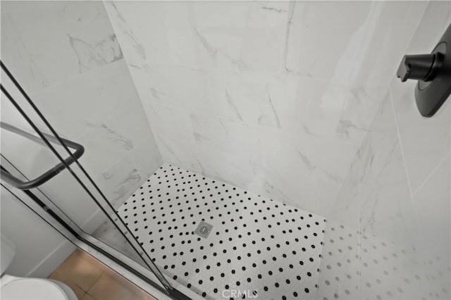 room details with tiled shower