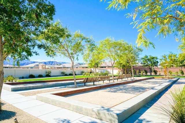 view of home's community featuring a mountain view