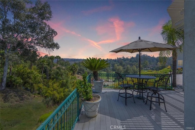 view of deck at dusk