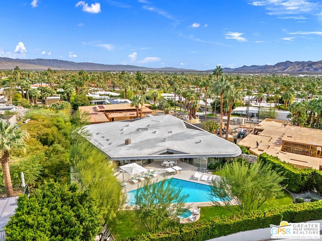 bird's eye view with a mountain view