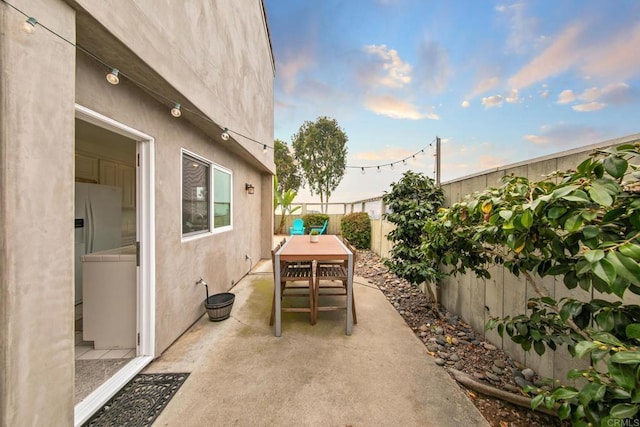 541 Camino Del Mar, Del Mar, CA 92014 - view of patio featuring a fenced backyard