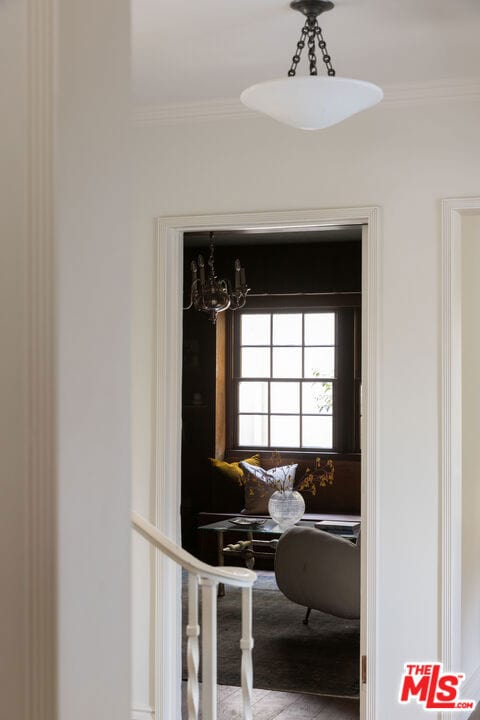 dining space with a notable chandelier