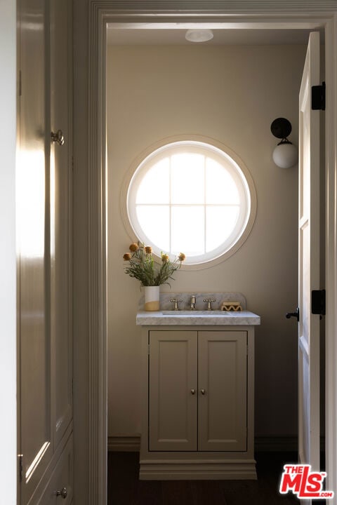 bathroom with sink