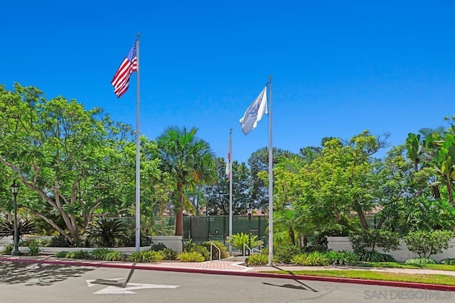 view of surrounding community