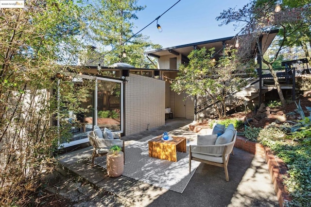 view of patio with outdoor lounge area