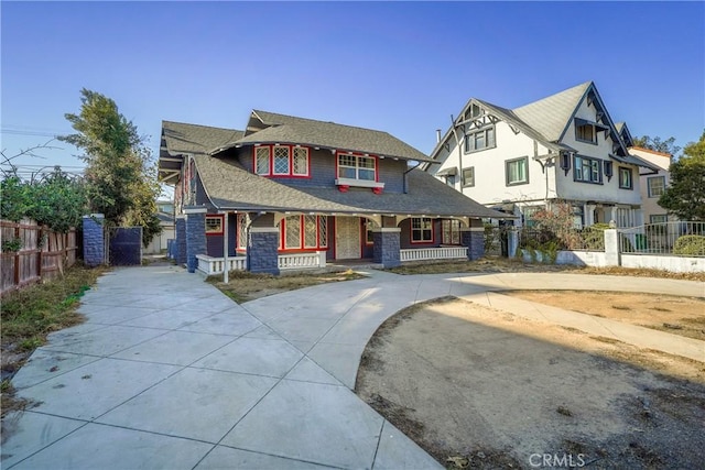 view of front of property with covered porch