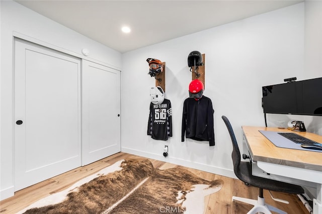 office area featuring light hardwood / wood-style flooring