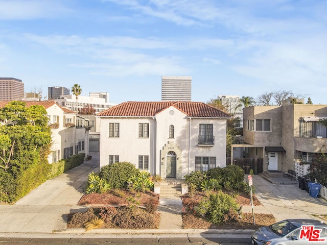 view of front of house