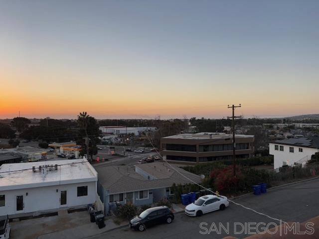 view of aerial view at dusk