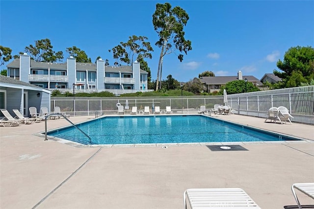 33611 Dana Vista Dr Unit 31, Dana Point, CA 92629 - community pool featuring a patio area
