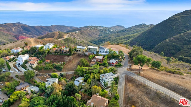 bird's eye view with a mountain view