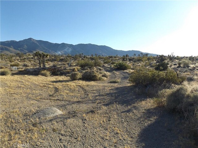 5 Tate Ln, Lucerne Valley, CA 92356