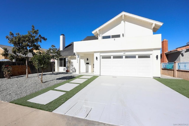 view of front facade featuring a garage