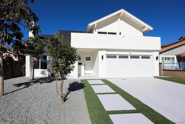 view of front facade featuring a garage