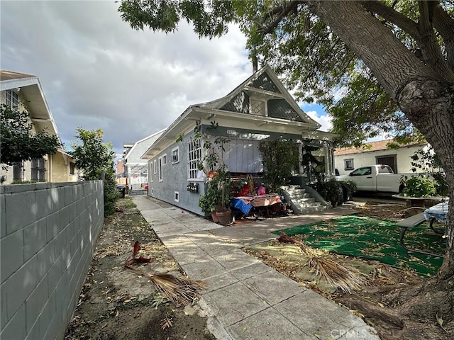 4210 Woodlawn Ave, Los Angeles, CA 90011 - view of front facade
